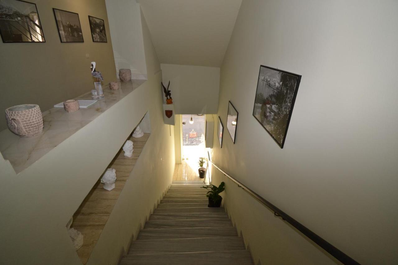 Jonian Central Condos Sarandë Eksteriør bilde