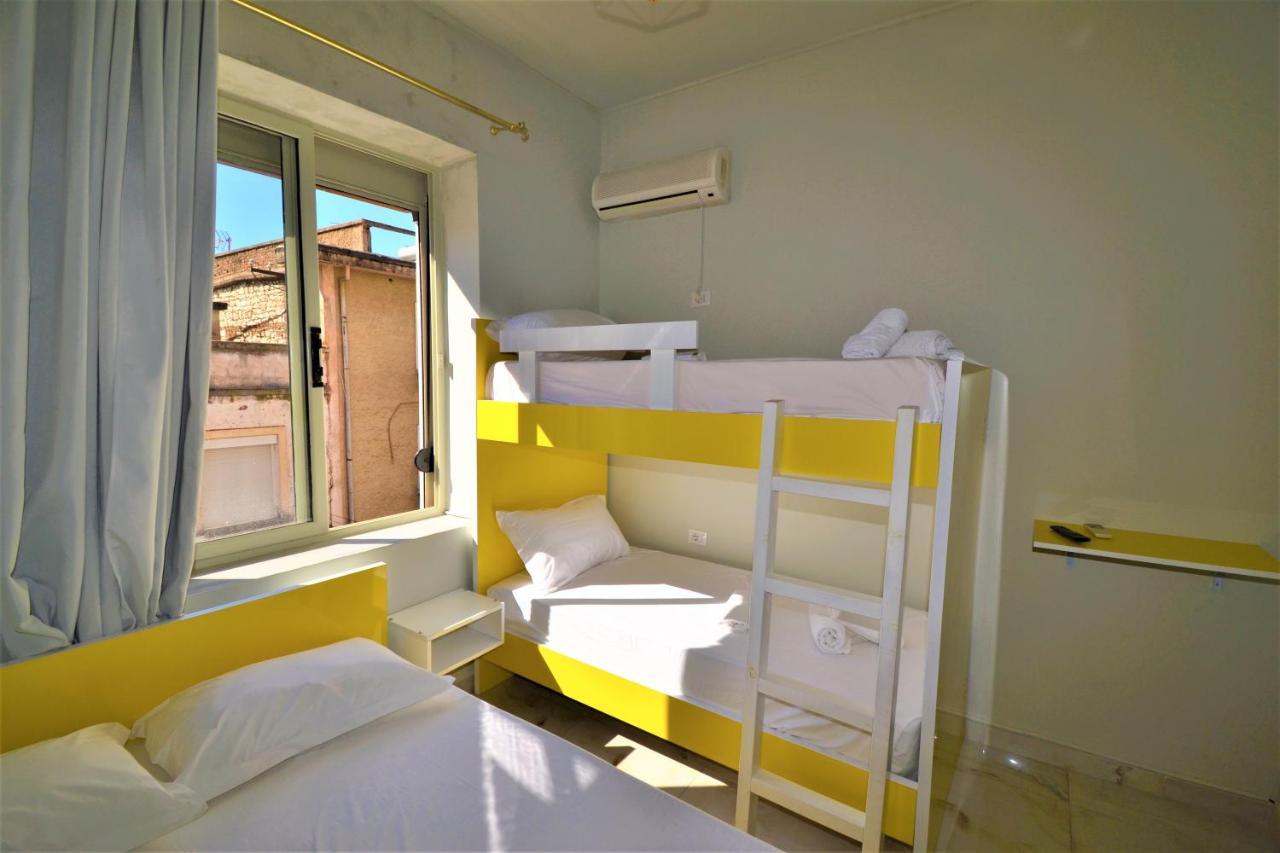 Jonian Central Condos Sarandë Eksteriør bilde
