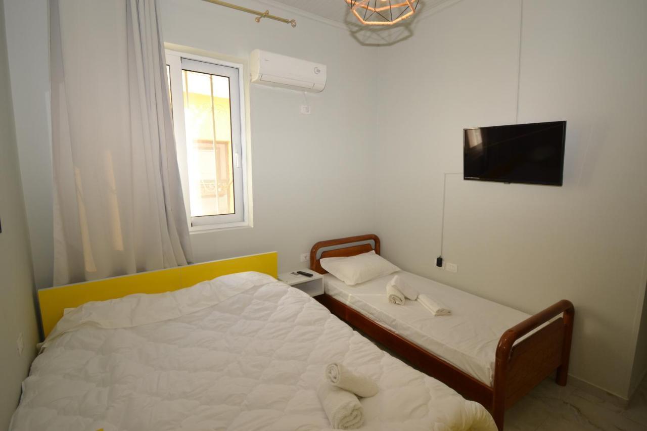 Jonian Central Condos Sarandë Eksteriør bilde