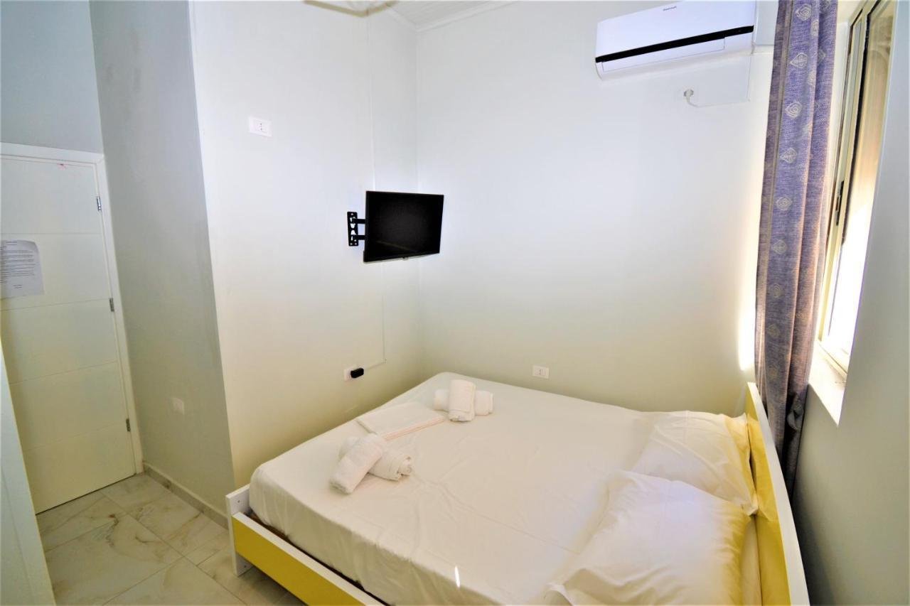 Jonian Central Condos Sarandë Eksteriør bilde