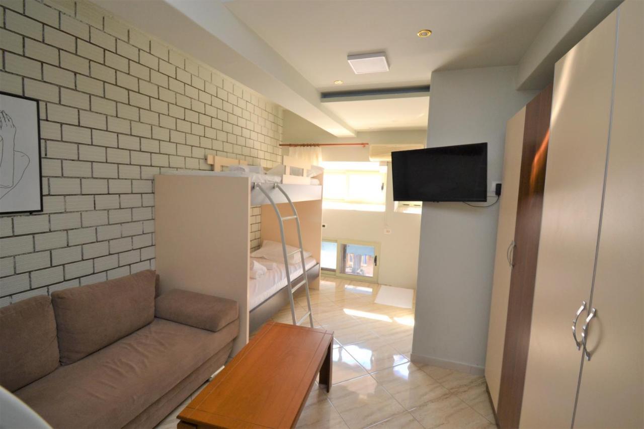 Jonian Central Condos Sarandë Eksteriør bilde