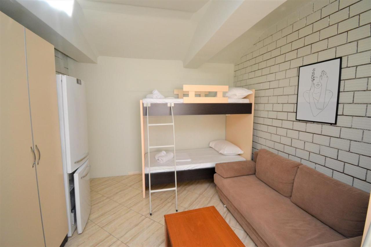 Jonian Central Condos Sarandë Eksteriør bilde